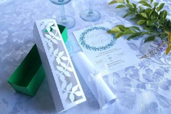 Leaves Invitation Box: 3D SVG for Cards And Invites